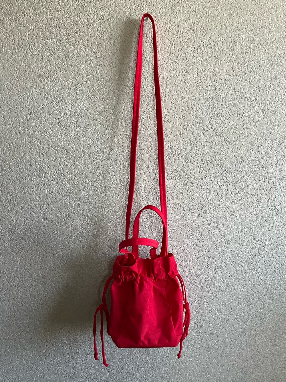 Red Drawstring Crossbody Drawstring Purse